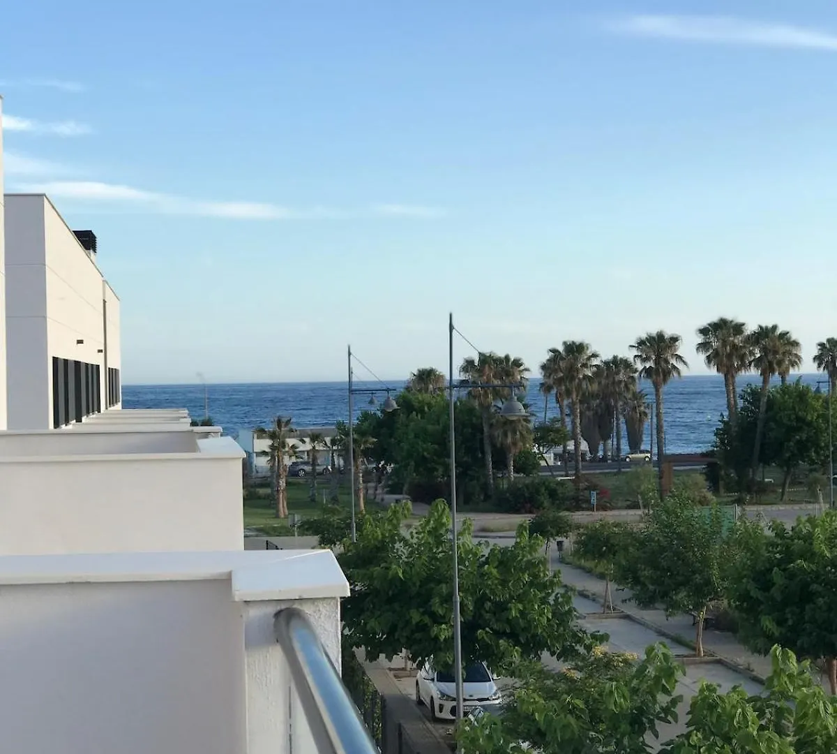 Valleniza Beach Loft Almayate Alto